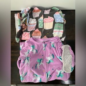 Carters 2 pairs of girls fleece footie pajamas size 8
